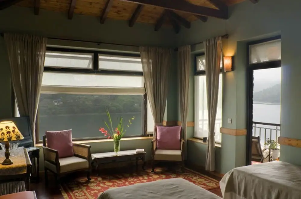 Наинитал: Jheel Facing rooms in Bhimtal