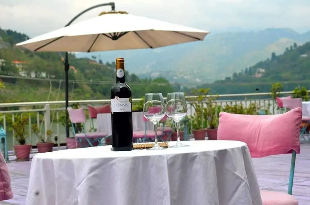 Наинитал: Jheel Facing rooms in Bhimtal