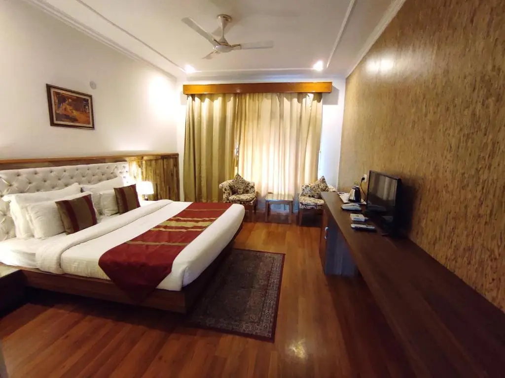 Наинитал: Aaroham The Watergate Hotel Bhimtal