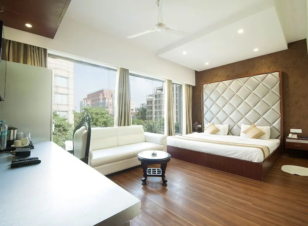Гуруграм: The Asian Suites Huda City Centre