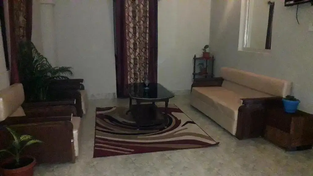 Деогхар: Milan Palace deoghar