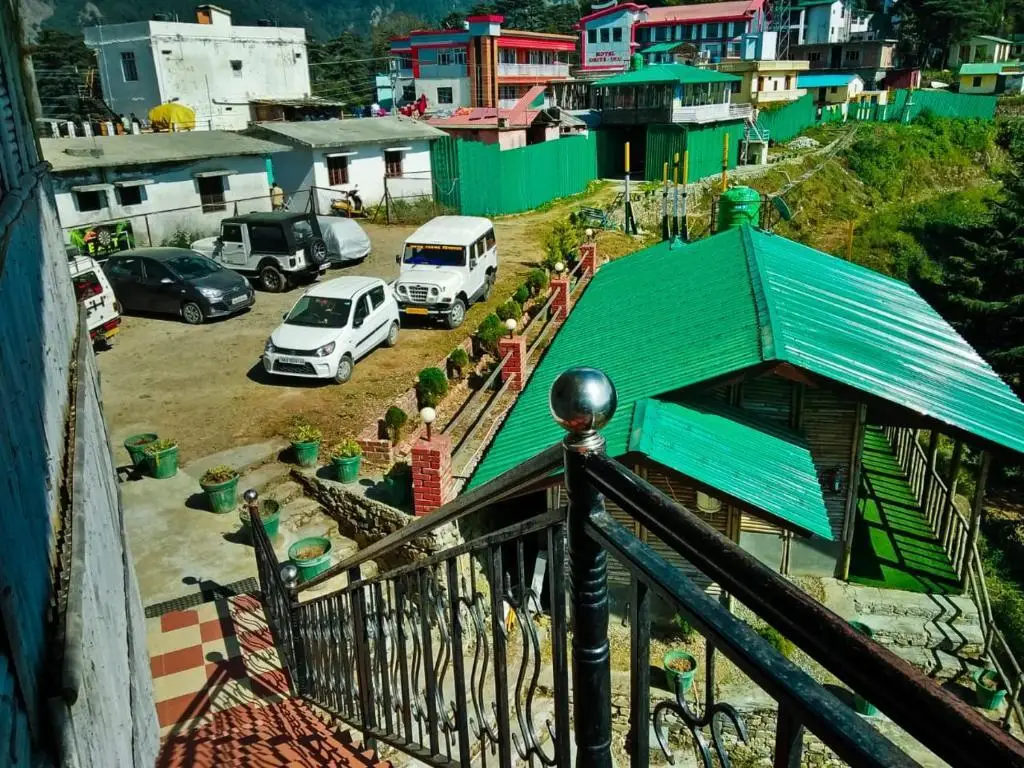 Техри: Dhanaulti Jungle Resort