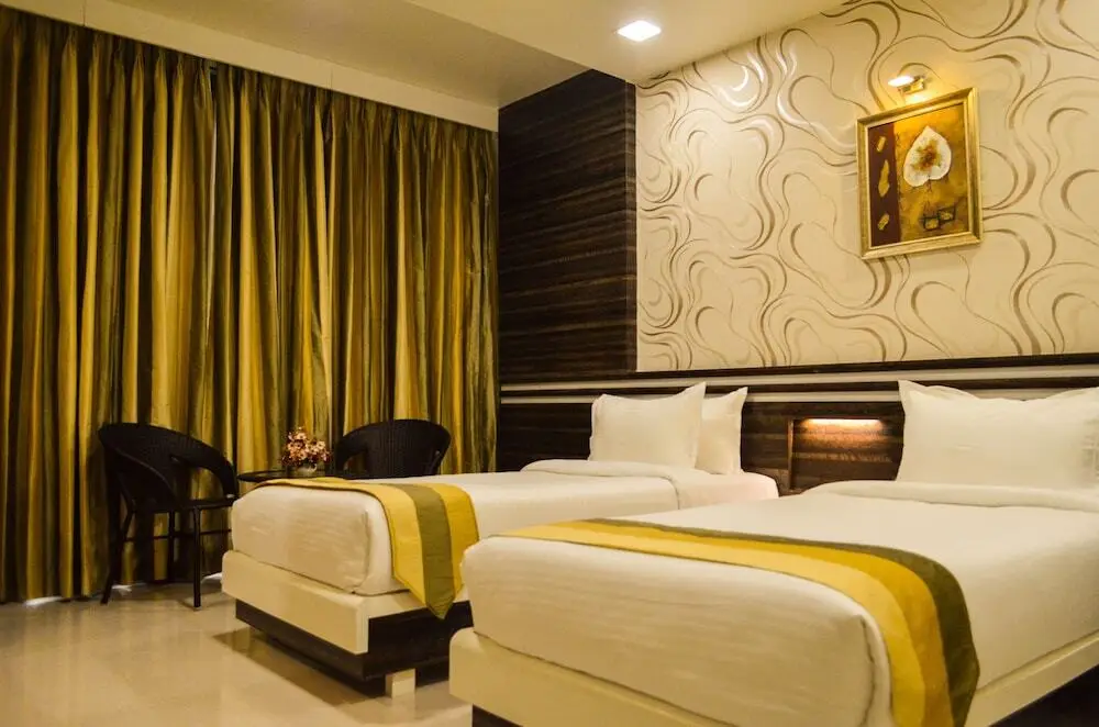 Тхане: Oyo Premium Tungareshwar Vasai