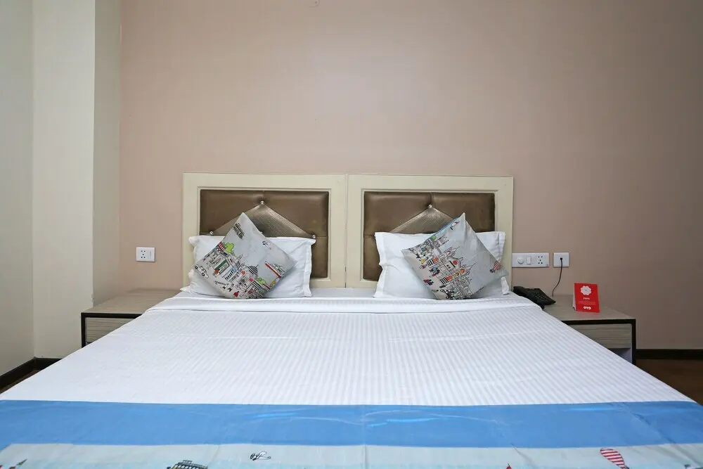 Нью-Дели: OYO 9029 Hotel Grand Shoba