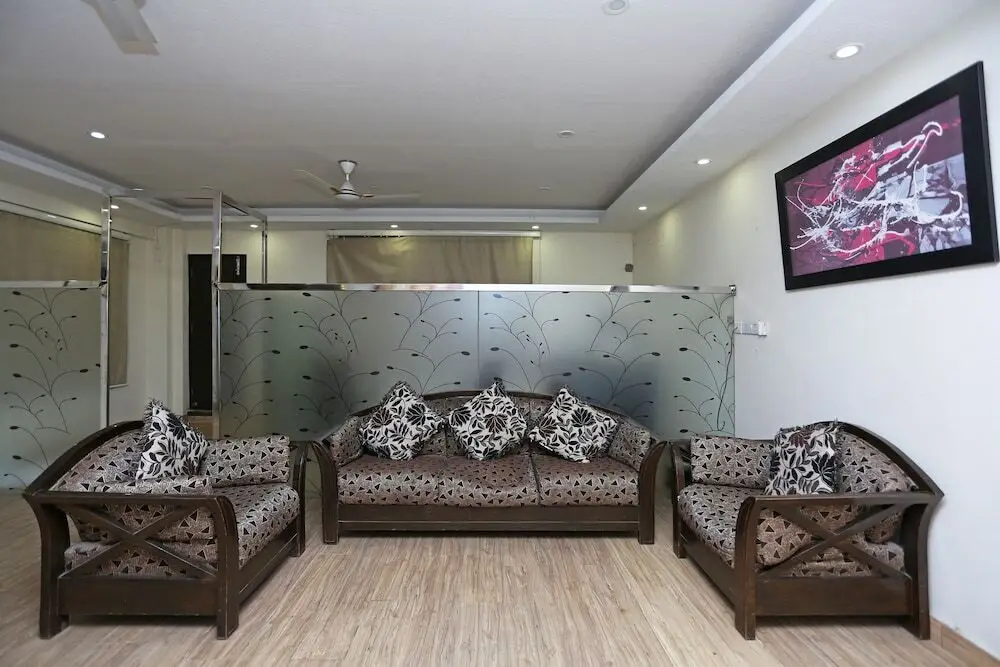 Нью-Дели: OYO 9029 Hotel Grand Shoba