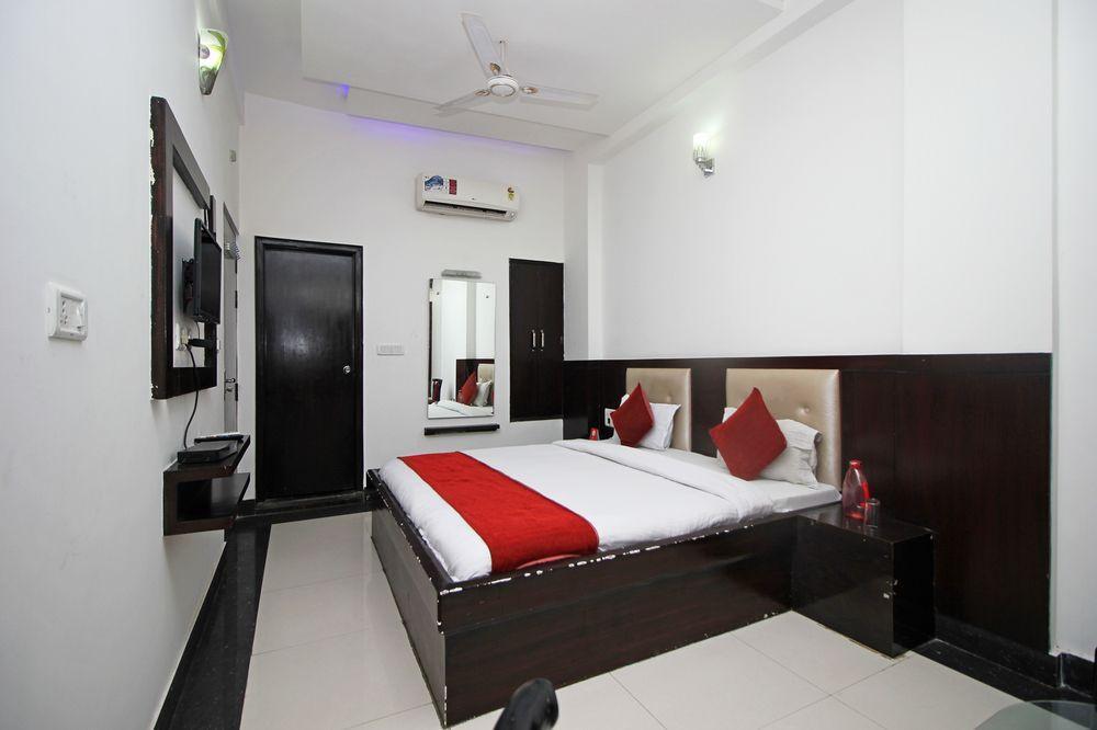 Гора Абу: Oyo 8647 Hotel Shanti