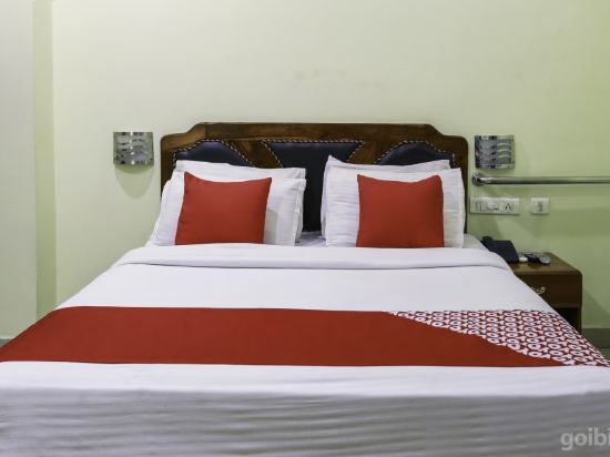Чираккал: Oyo 28725 Sneha Inn Business Class