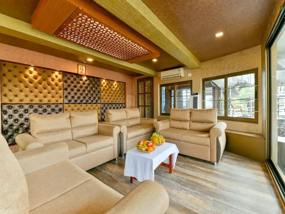 Аллеппи: OYO 16838 Big B Houseboat 10 BHK