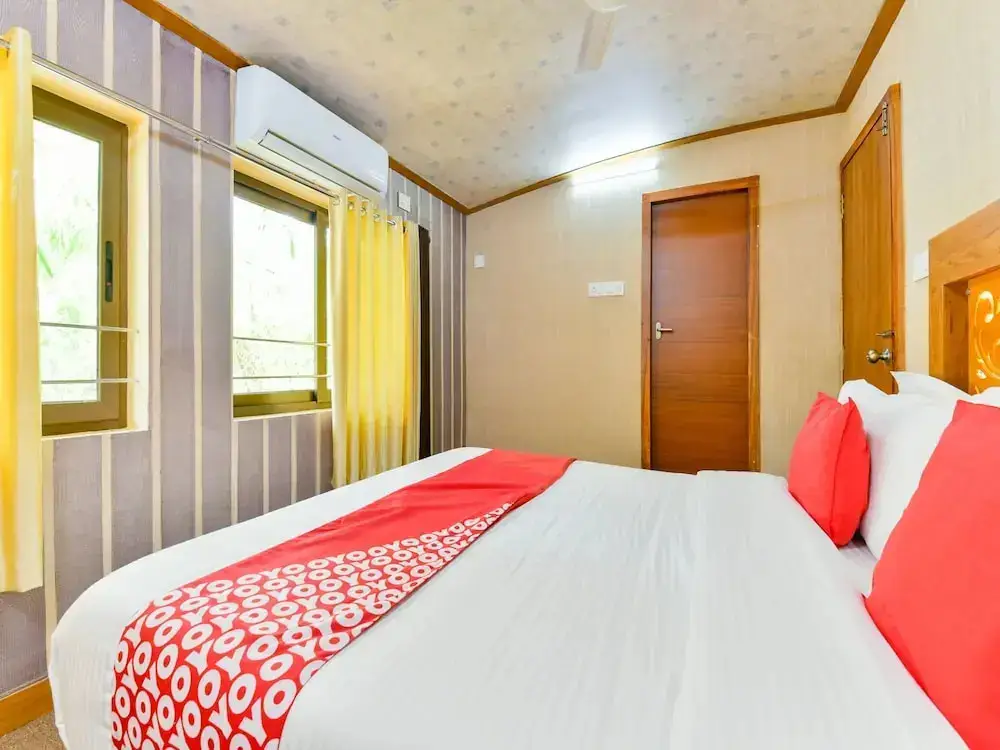 Аллеппи: OYO 16838 Big B Houseboat 10 BHK