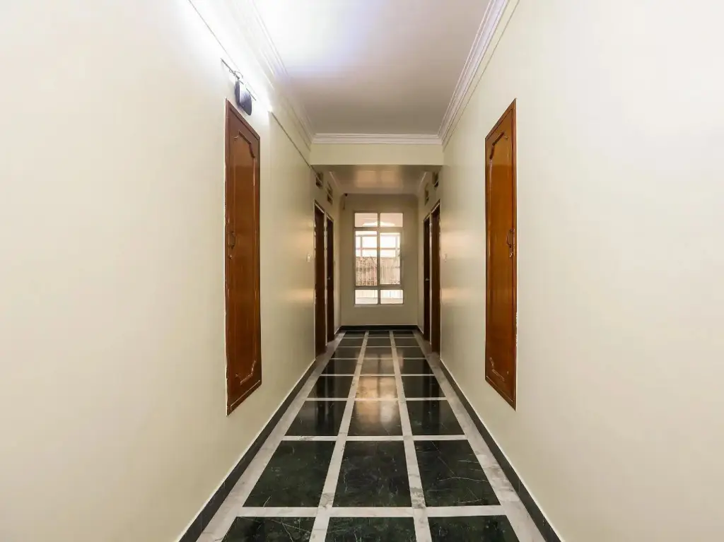 Майсур: OYO 17056 Hotel Chandra Palace