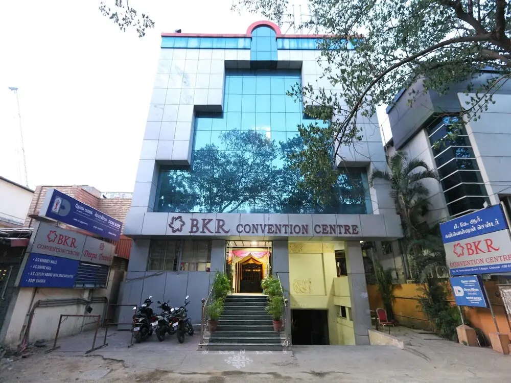 Ченнаи: Oyo 15379 Bkr Convention Centre