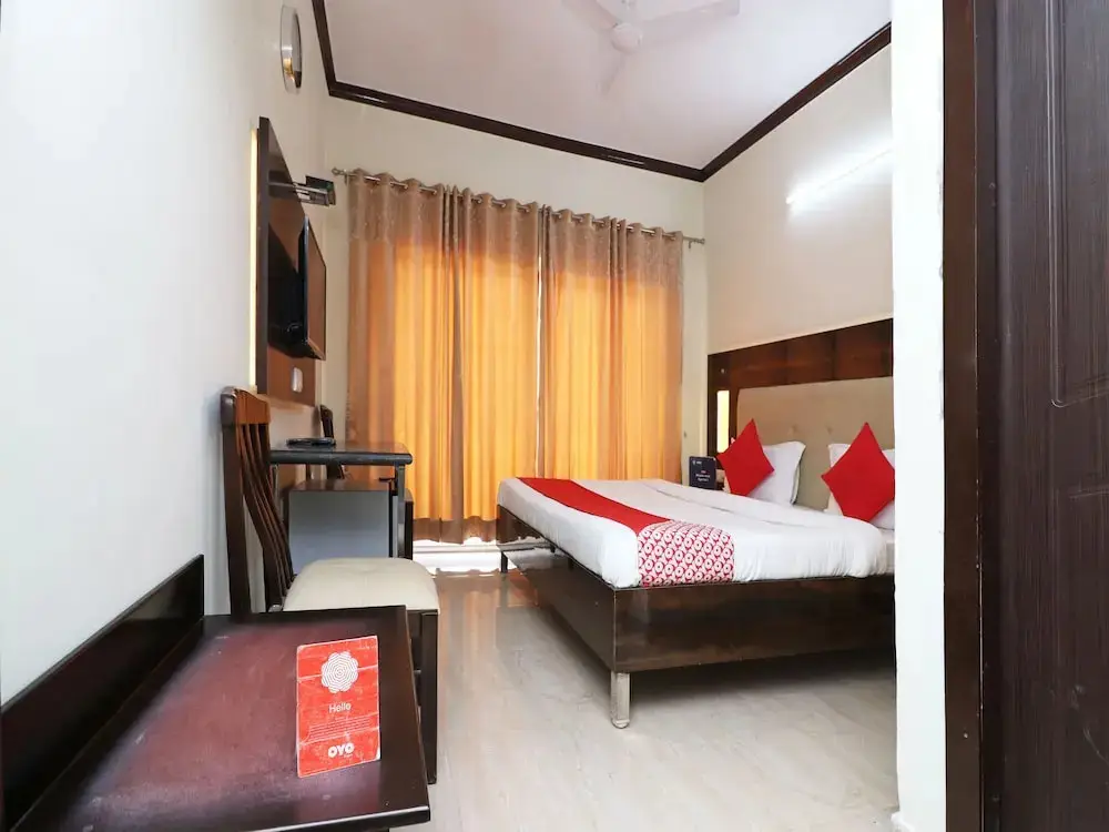 Праяградж: OYO 23414 Jauhari Guest House