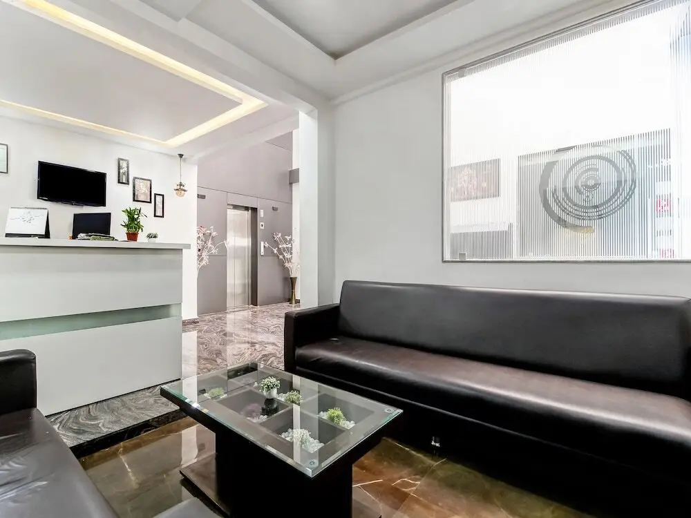 Нагпур: OYO 26938 Hotel Soni Inn