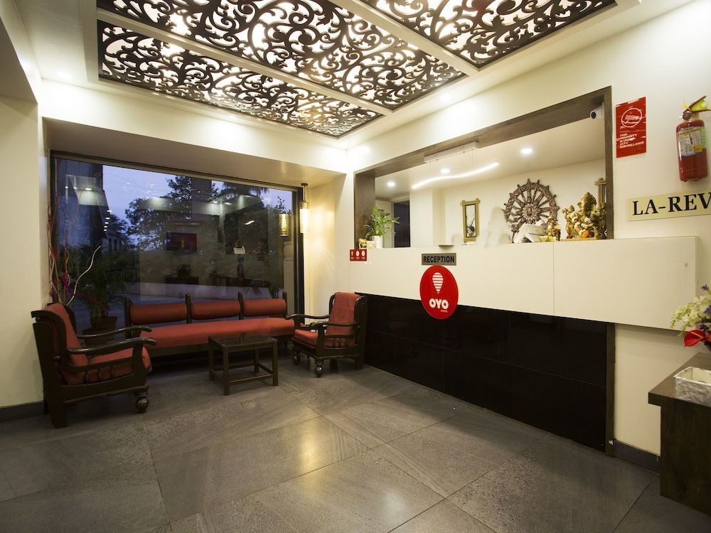 OYO 9806 Hotel Arvi — фото 1