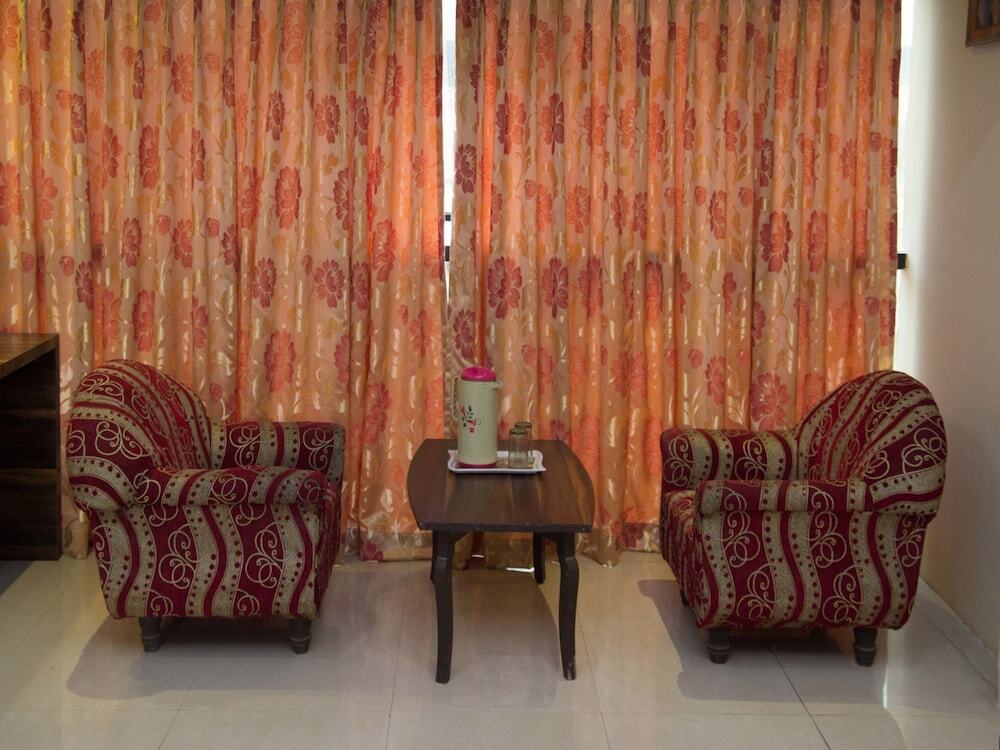 Бхубанешвар: OYO 4065 Hotel Richi