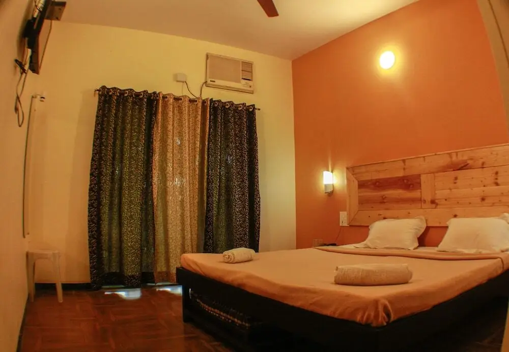 Лонавала: OYO 13328 Rainwood Residency