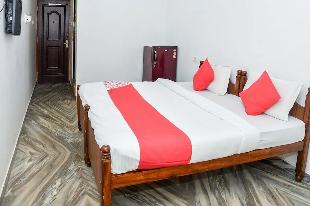 Калангут: Oyo 29697 Glory Lazfina Guest House