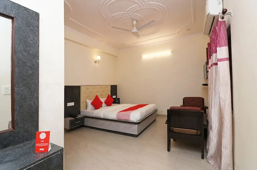 Дехрадун: OYO 22359 Hotel Raj Palace