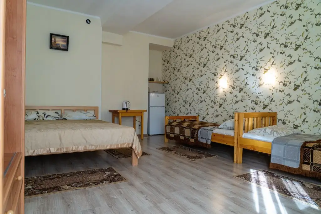 Коктебель: Гостевой Дом Prohlada Green