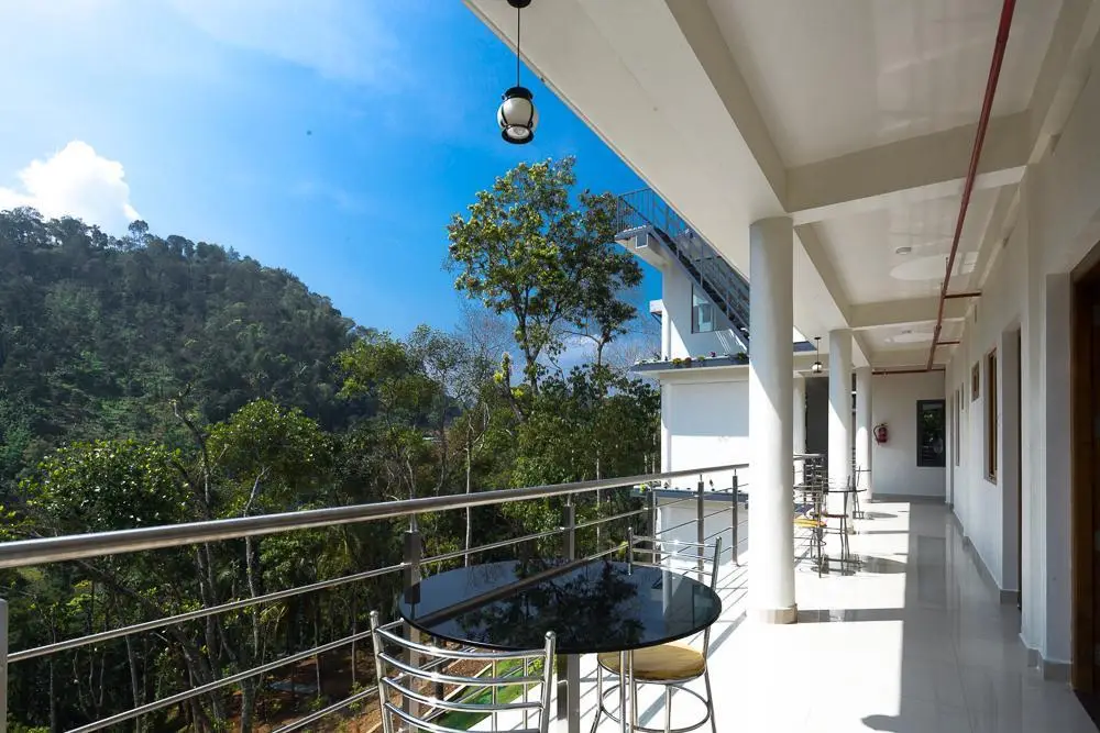 Кумили: Отель Hostess Thekkady