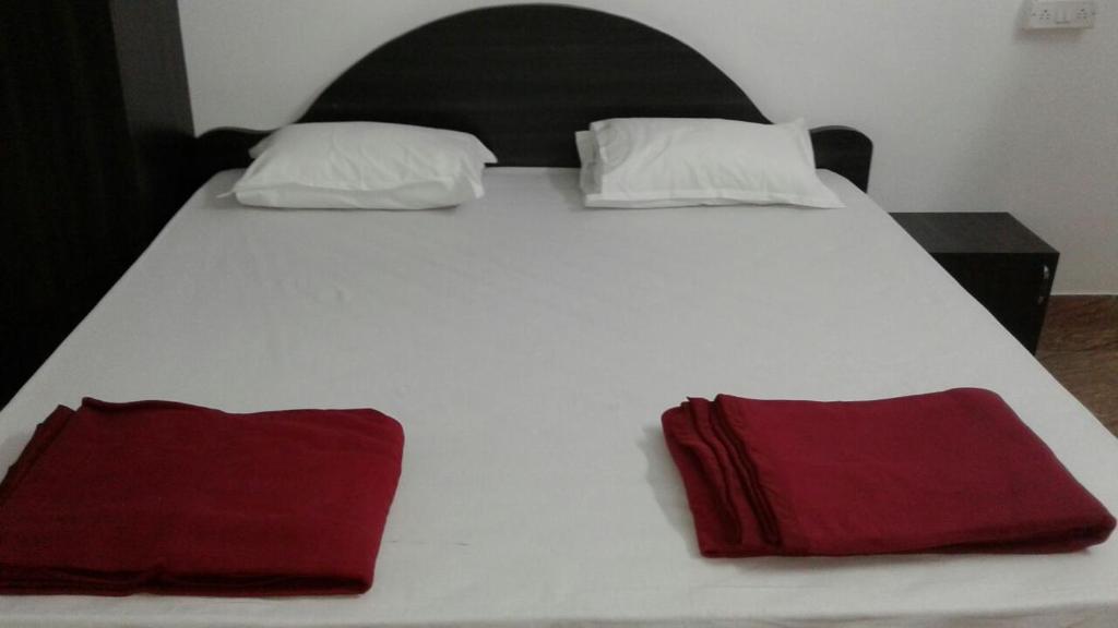 Гокарна: Iroomz Hotel Gananjaya - Hostel