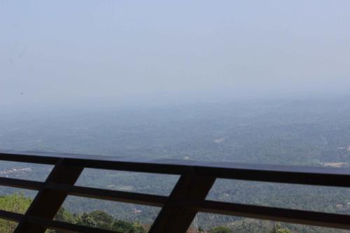 Велламундра: Vythirihills Nature Resort