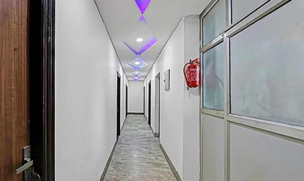 Канпур: OYO 82149 Hotel Karma Palace