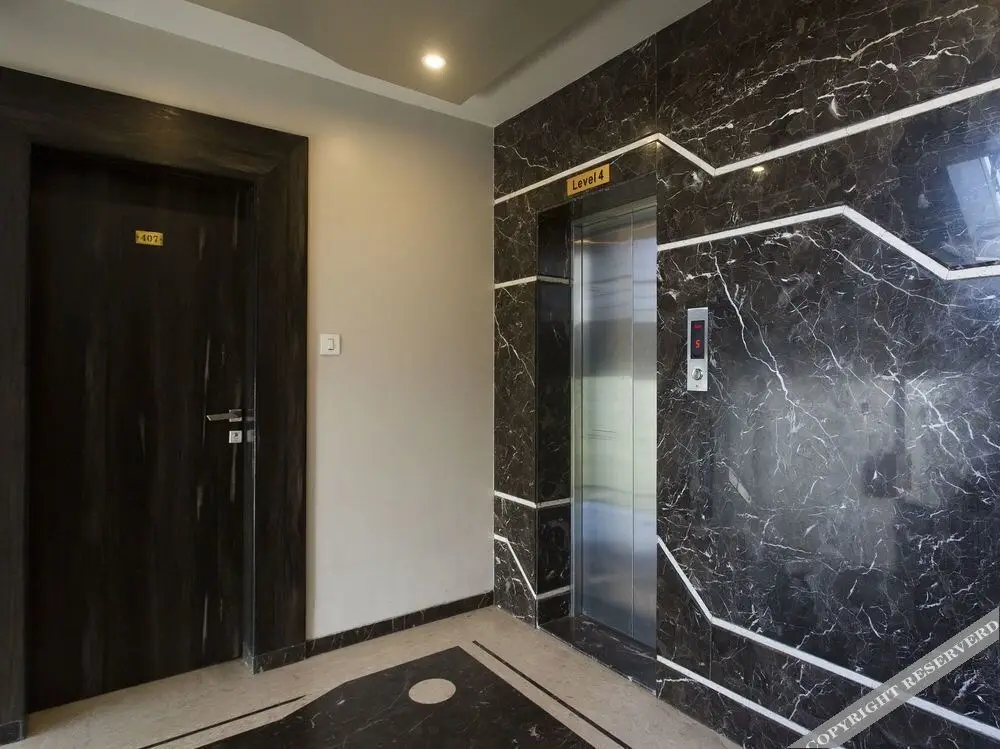 Пимпри-Чинчвад: OYO Premium Pimpri Finolex Chowk