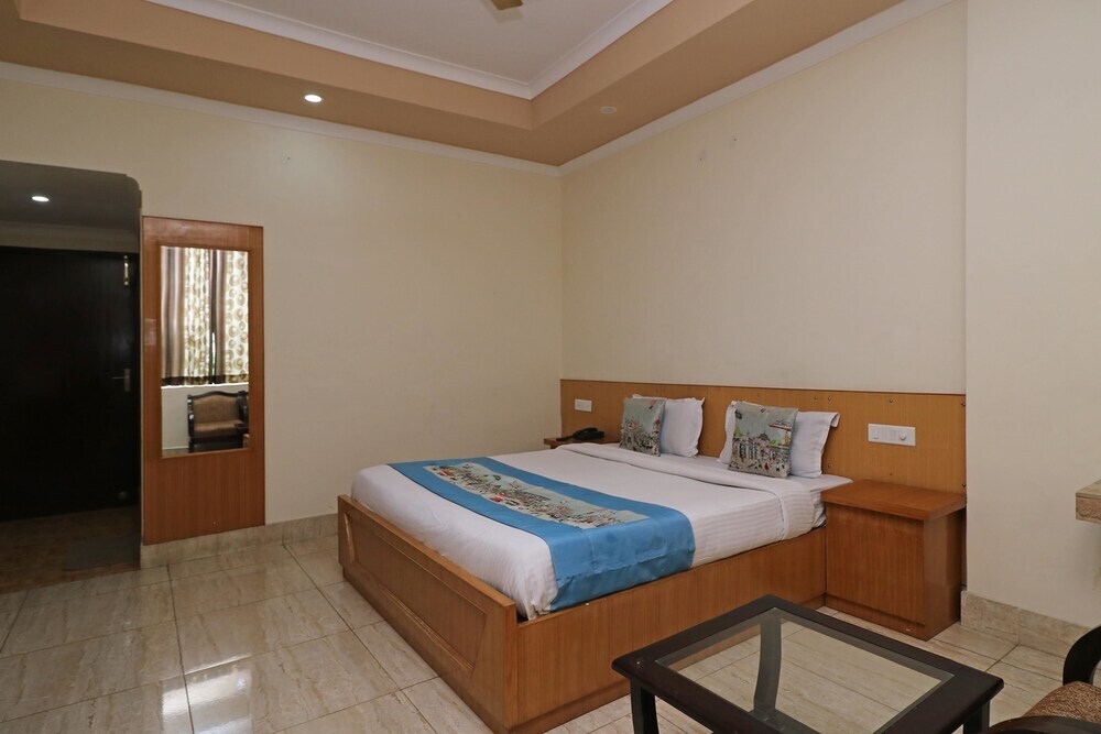 Харидвар: Oyo 4798 Hotel Great Periwal