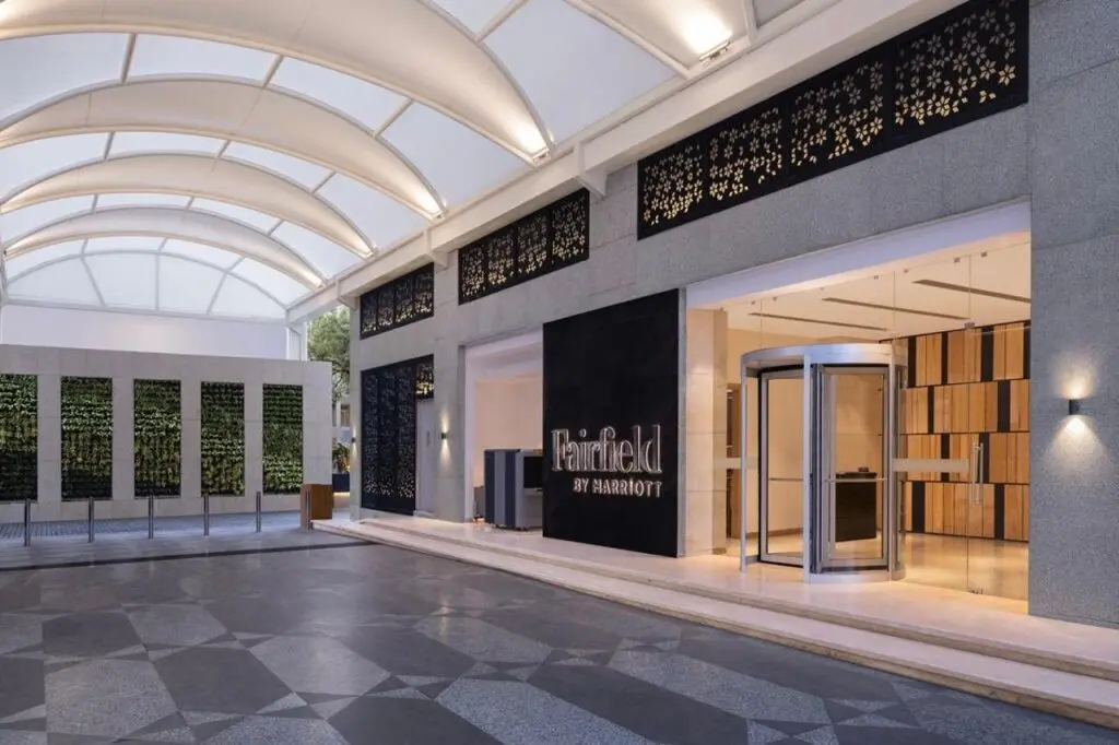 Агра: Fairfield by Marriott Agra
