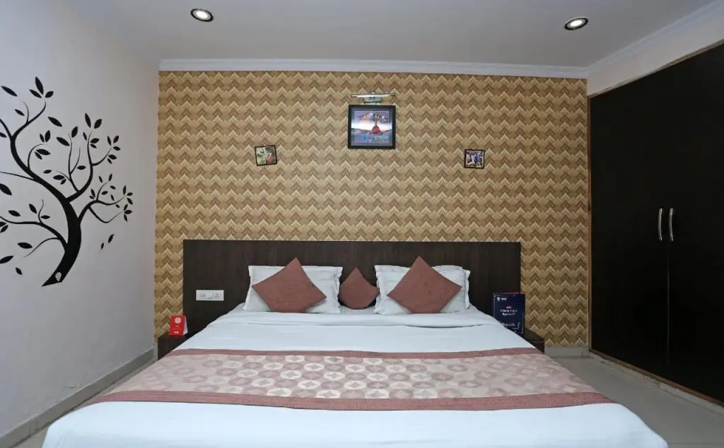 The Hotel Rajmahal & Banquet — фото 1