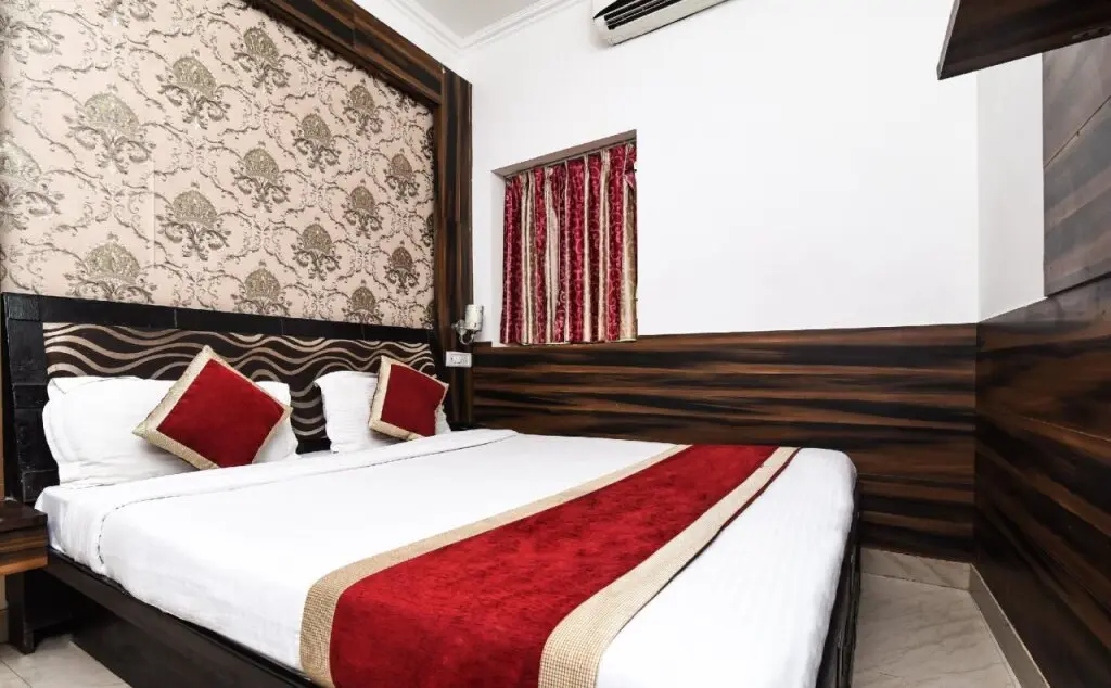 Нью-Дели: Hotel Perfect Palace by OYO Rooms