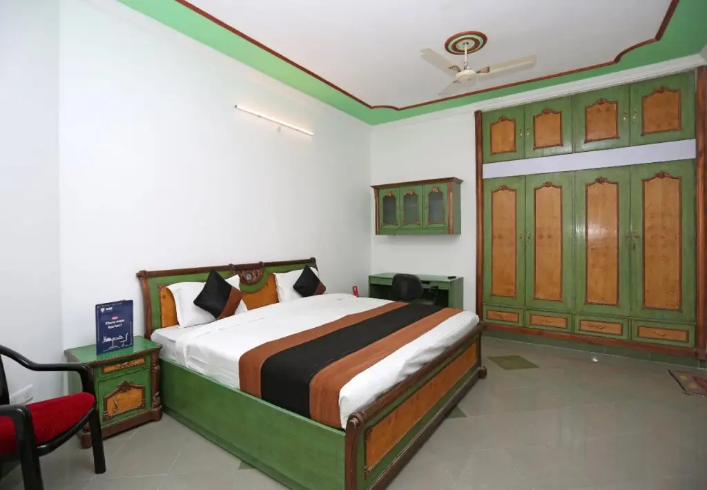 Лакхнау: Hotel Star Inn By OYO Rooms
