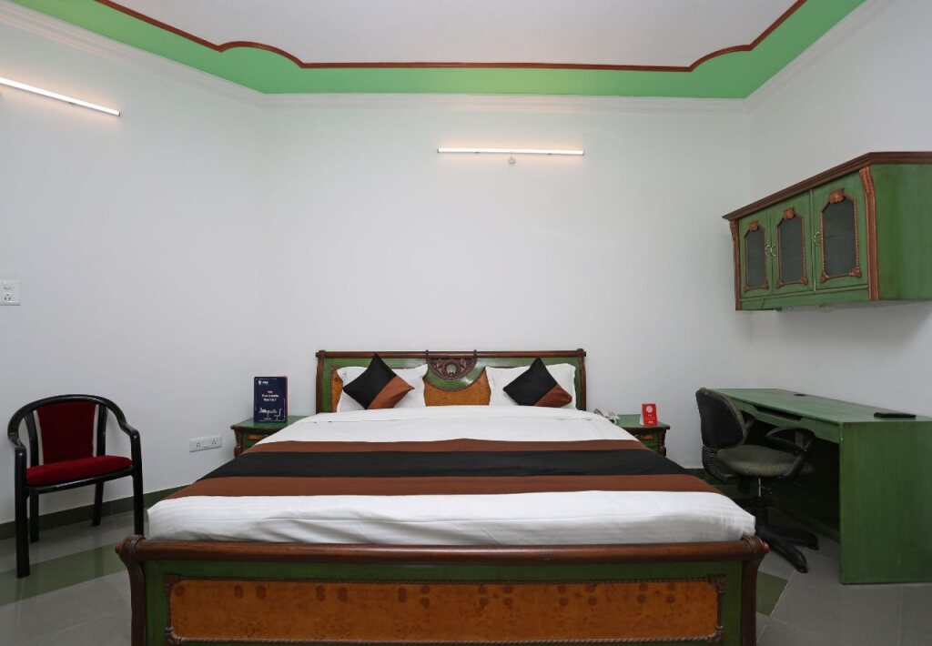 Лакхнау: Hotel Star Inn By OYO Rooms