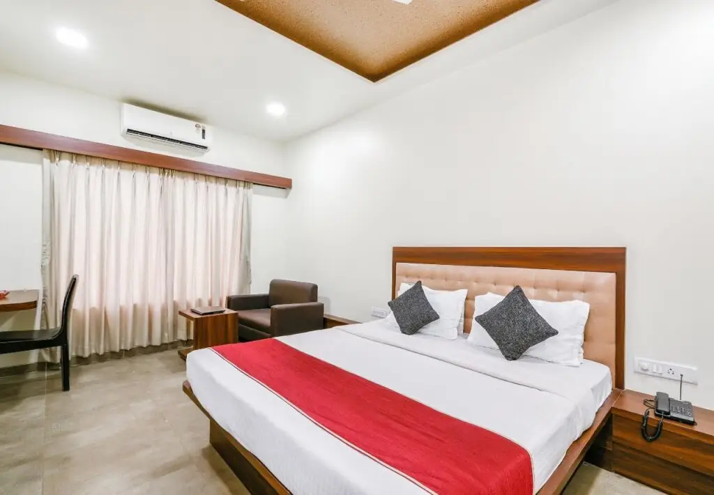 Аурангабад: Hotel Global Inn by OYO Rooms