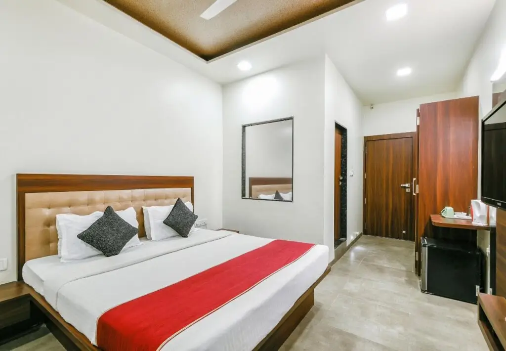 Аурангабад: Hotel Global Inn by OYO Rooms