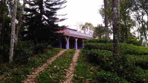 Муннар: White Tea Estate House