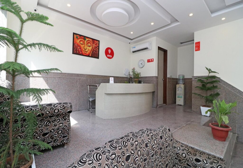 Hotel Airport Royal Marina by OYO Rooms — фото 1