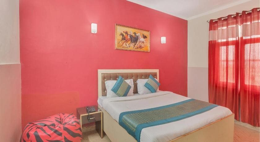 Нойда: DSR Residency by OYO Rooms