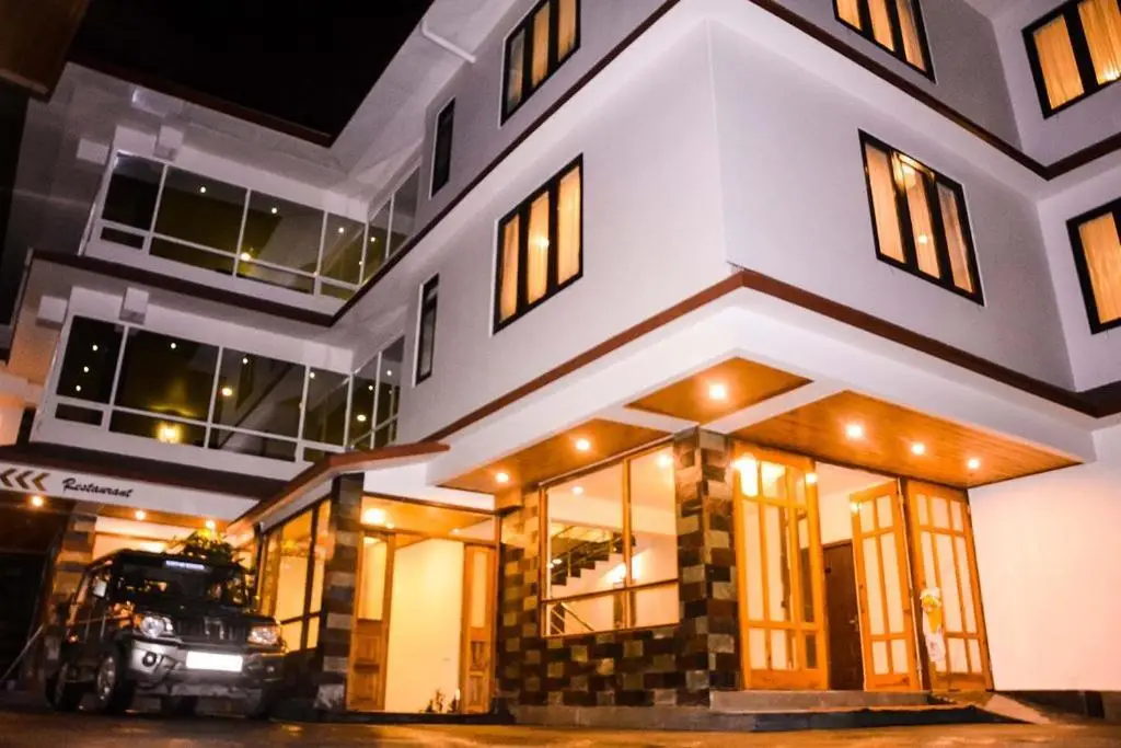 Mystic Bhumzang Hotel & Restobar — фото 1