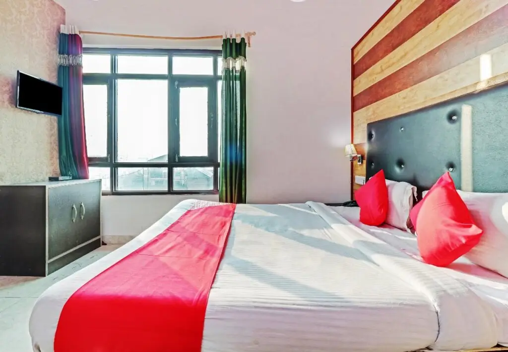Шринагар: Triden Kashmir Resort By OYO Rooms