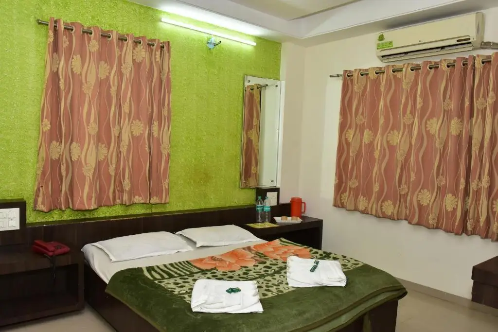 Ширди: Hotel sai dhyan