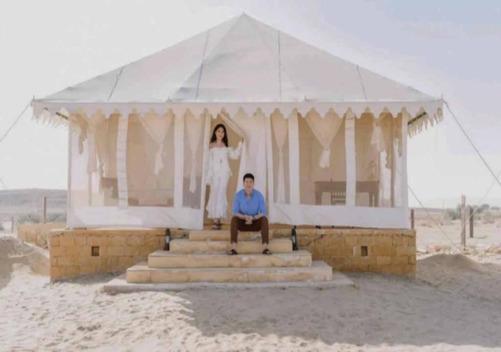 Джайсалмер: Luxury Golden Camp