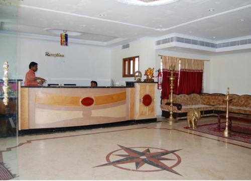 Нагоре: Ramya Regency