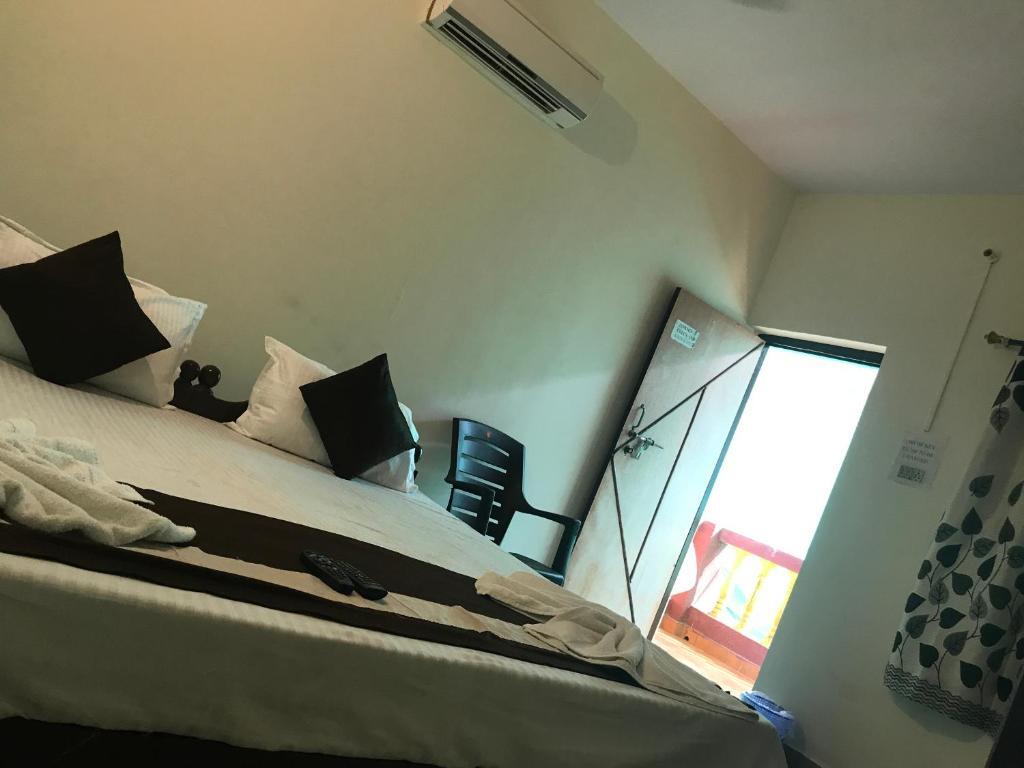 Бага: Bharat Guest House