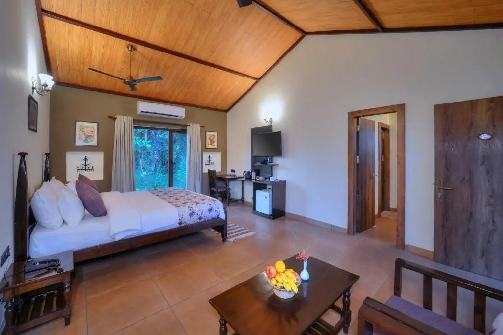 Баихар: Aranyak Resort Kanha