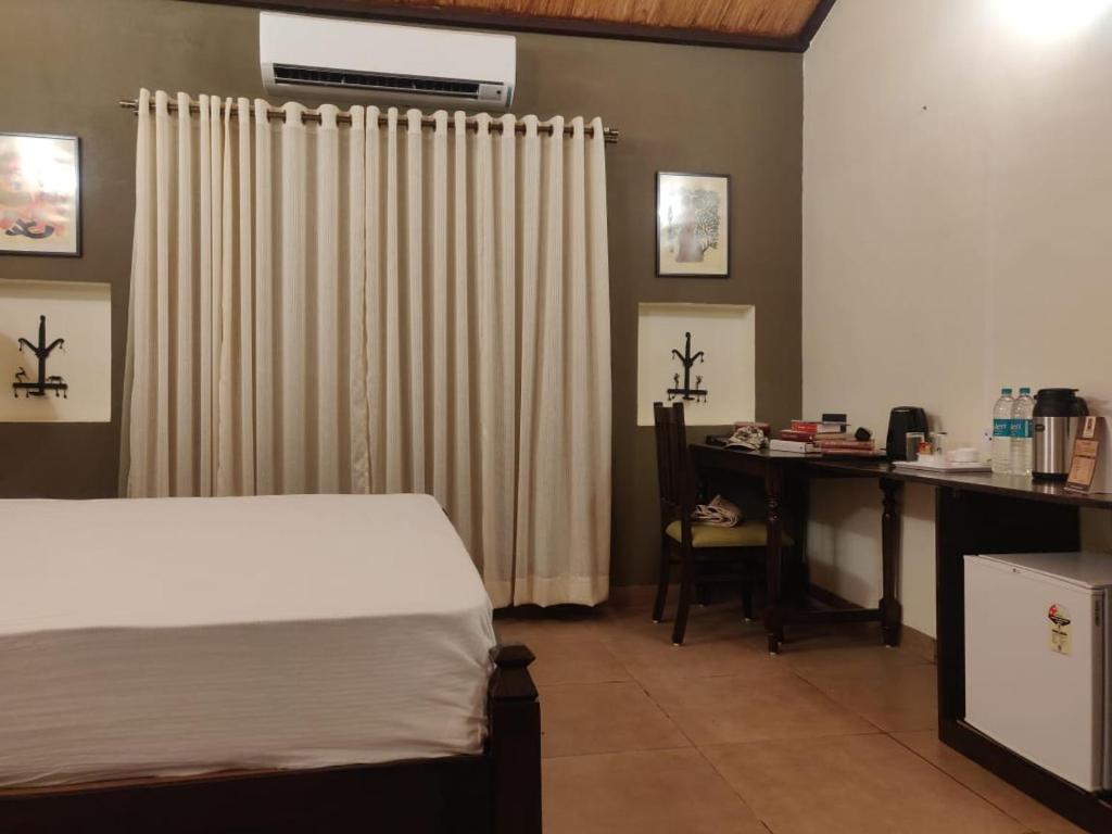 Баихар: Aranyak Resort Kanha