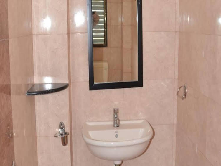 Ширди: Hotel Sai Laxmi