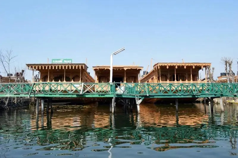 Princess Alexandra Group of Houseboats — фото 1