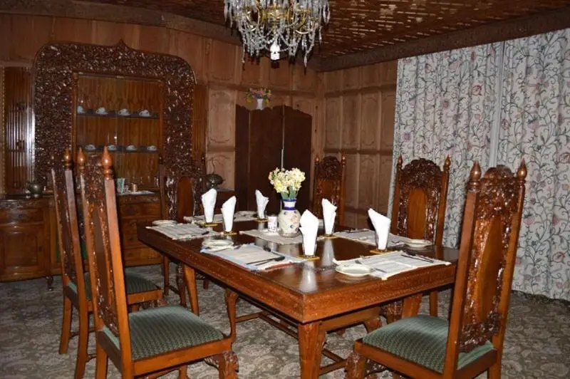 Шринагар: Princess Alexandra Group of Houseboats